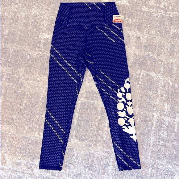 Free People Movement by Free People Never Better Logo Leggings size:S - Picture 6 of 8